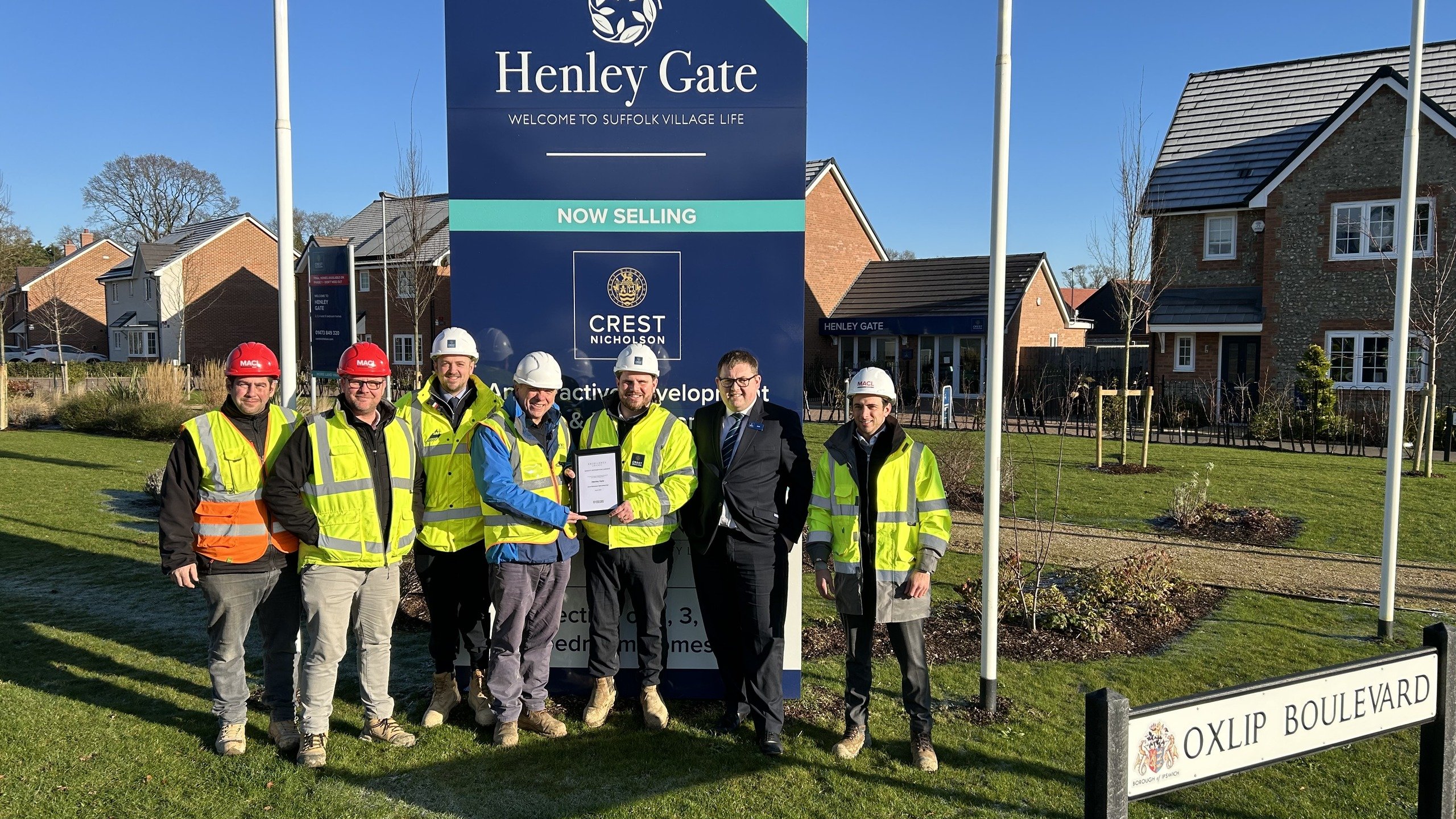 Crest Nicholson - Henley Gate Crest Nicholson - Henley Gate