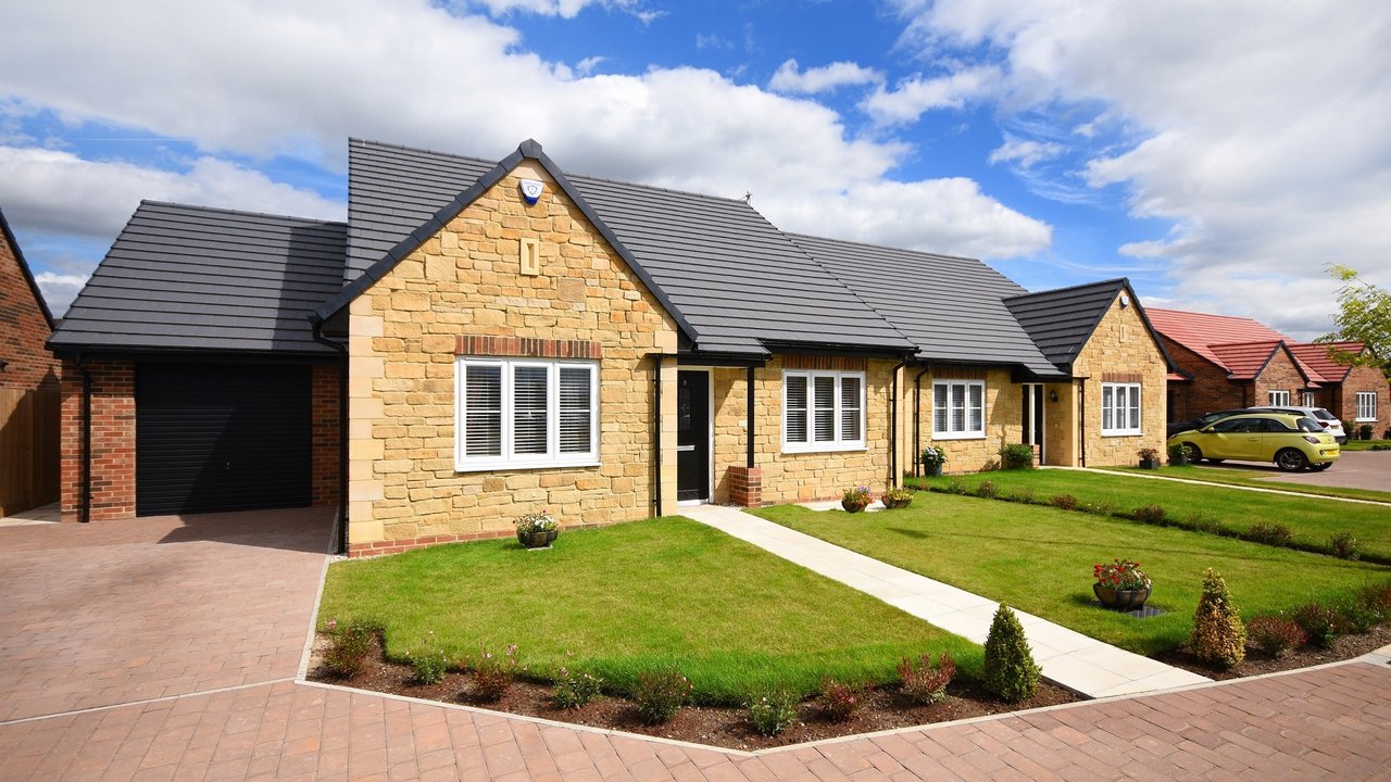 Photo of a new build bungalow by Amethyst Homes