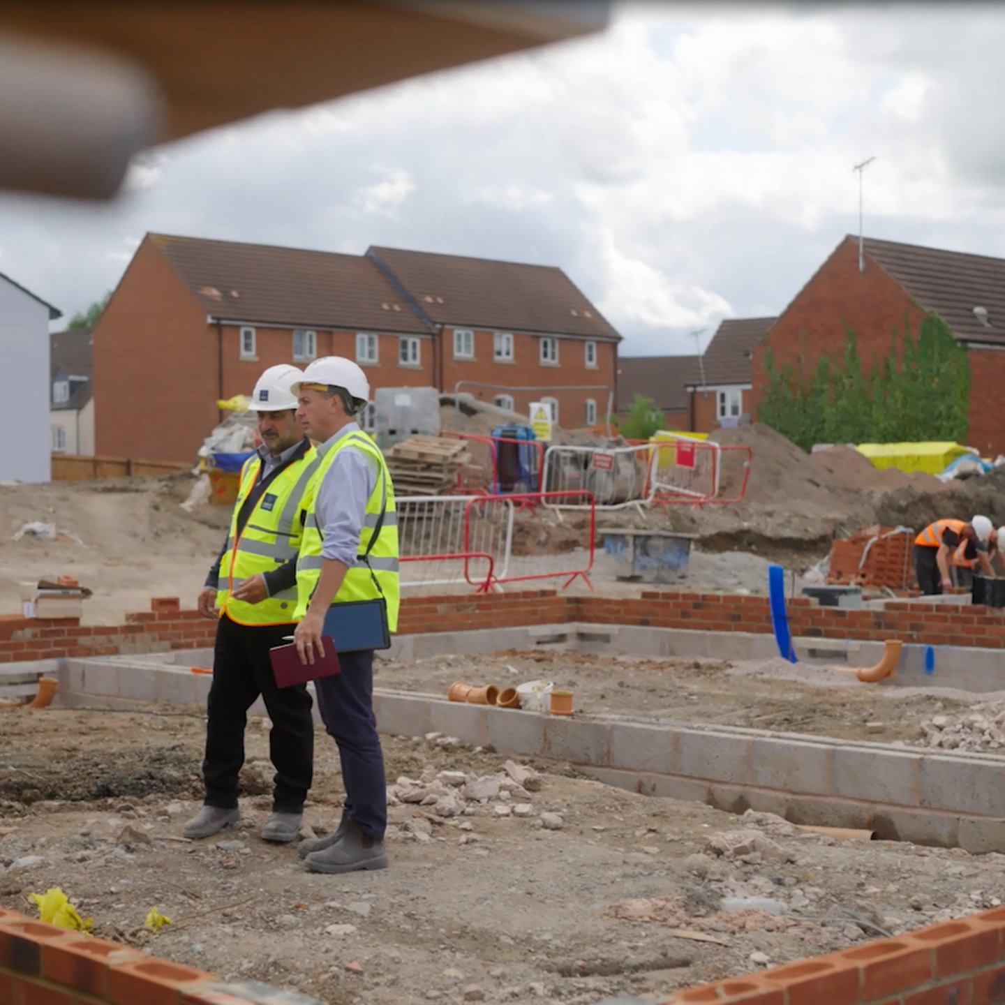 Crest Nicholson - Waterfront 2 Crest Nicholson - Waterfront 2